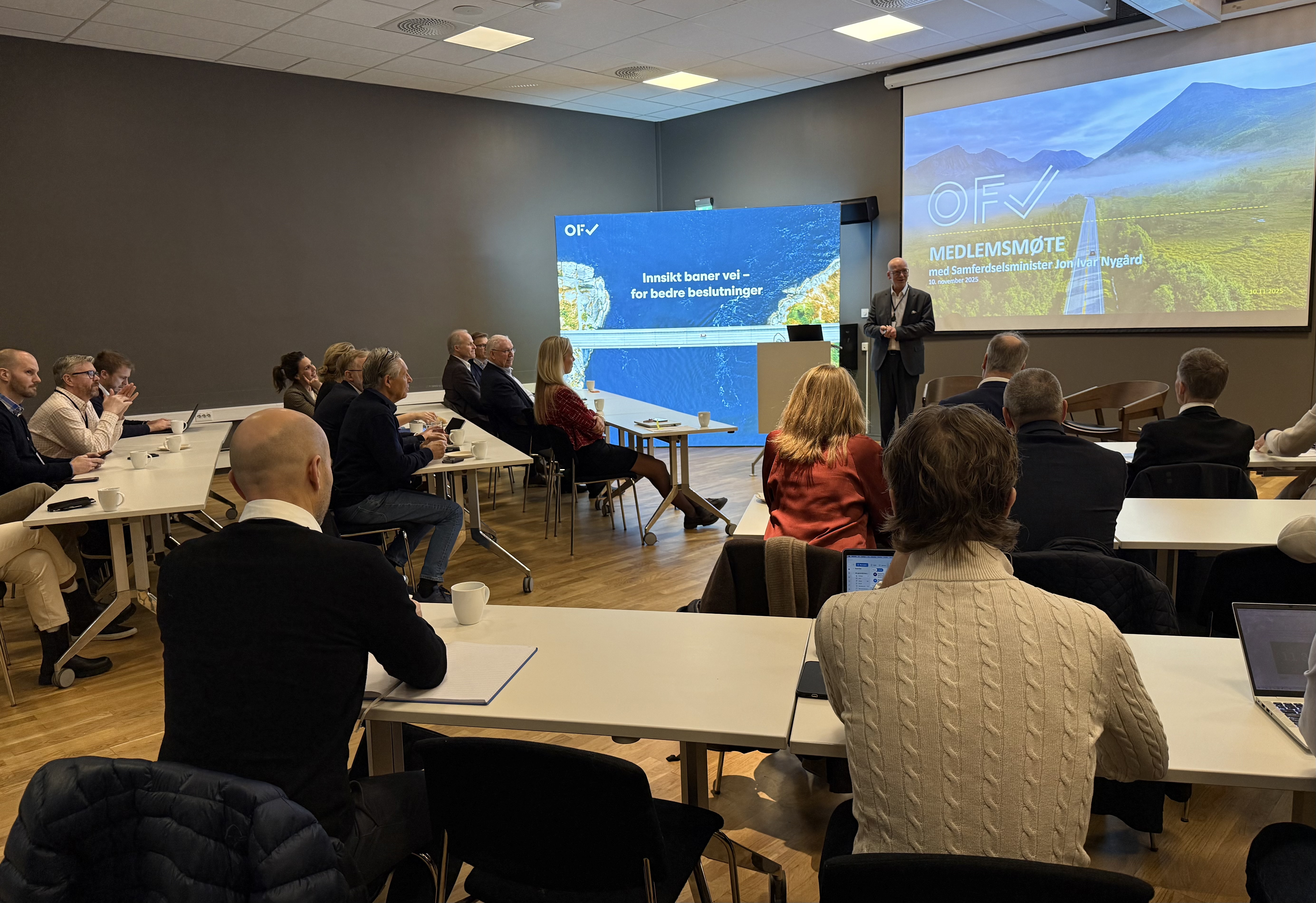 OFVs direktør Geir Inge Stokke innledet medlemsmøte